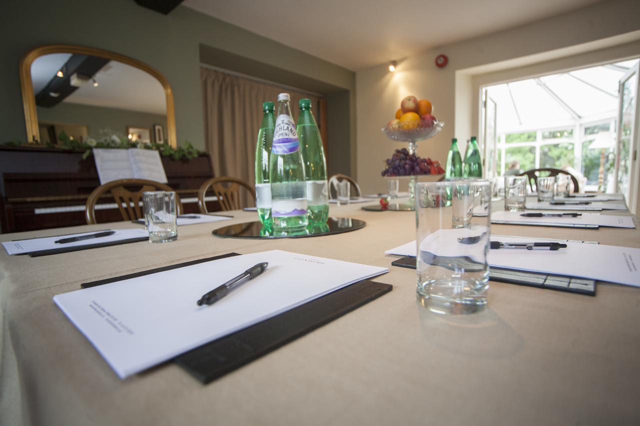 The Conigre Hotell Melksham Eksteriør bilde