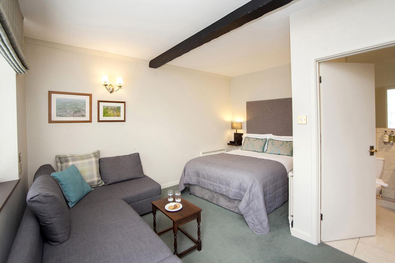 The Conigre Hotell Melksham Eksteriør bilde